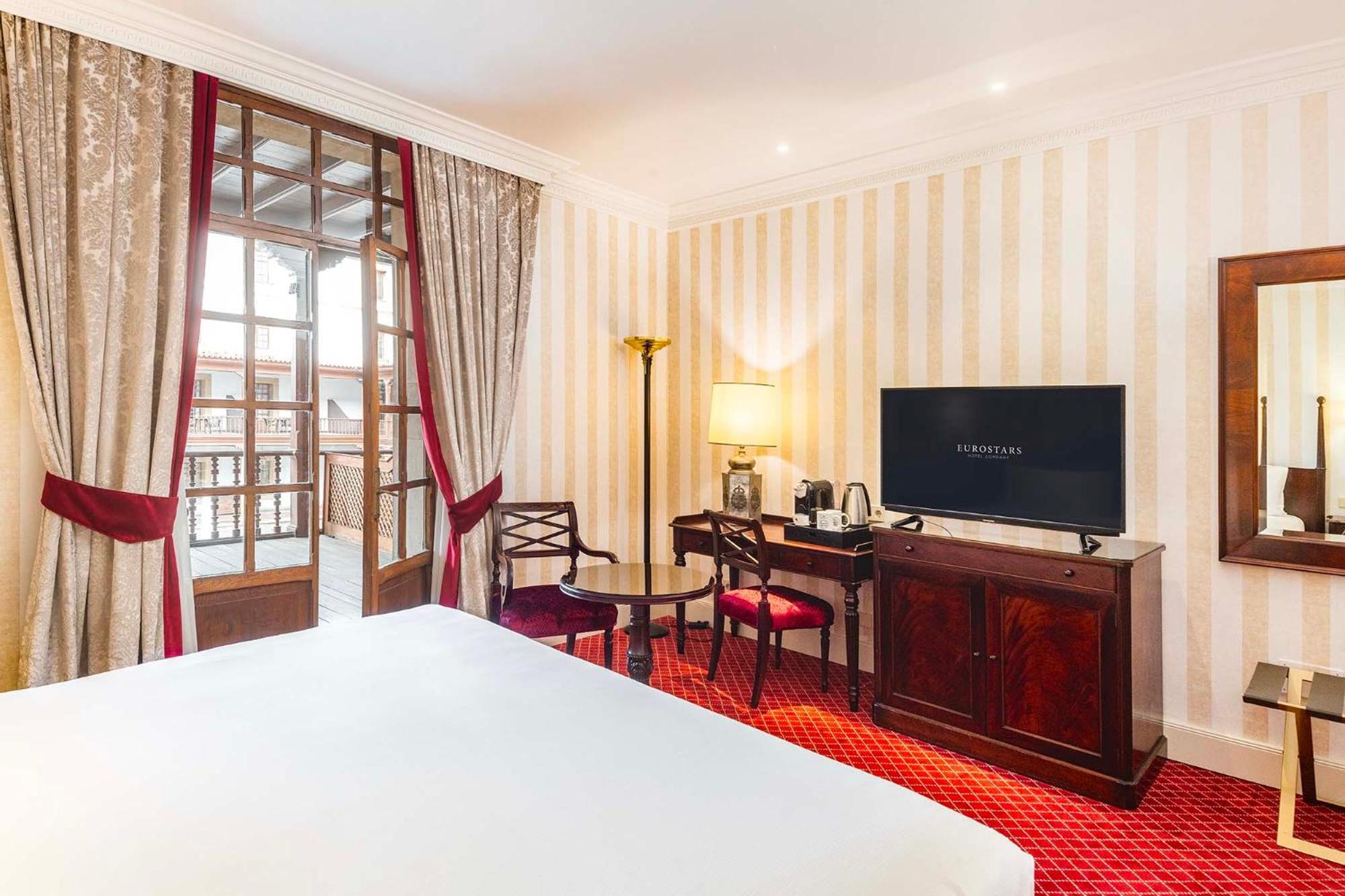 유로스타 호텔 드 라 레콘키스타 오비에도 외부 사진 Deluxe room